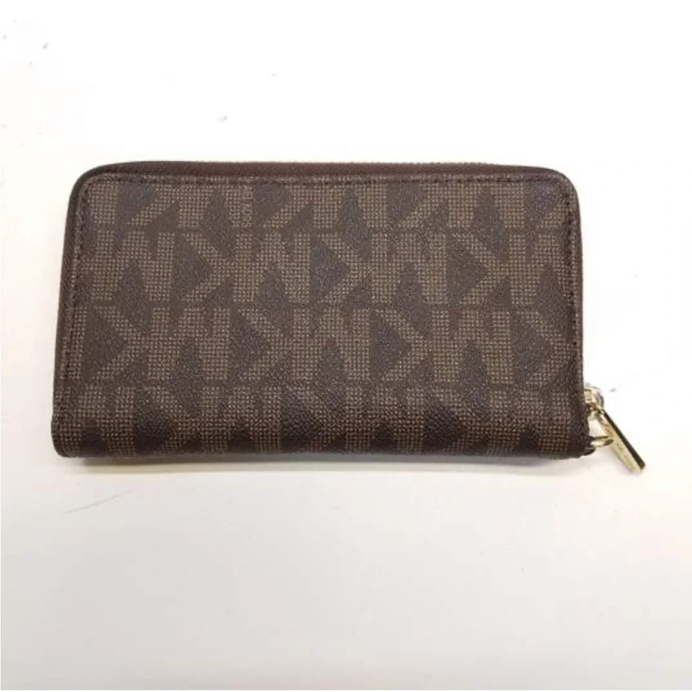 MICHAEL KORS Jet Set‎ Signature Wristlet Wallet in Brown